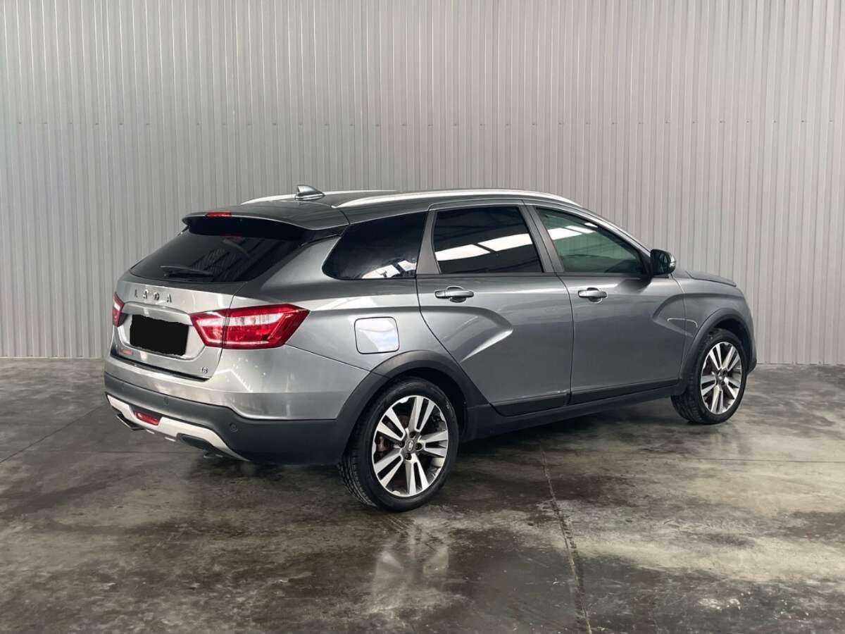 Lada (ВАЗ) Vesta с пробегом — 2018 год. Фото: #4