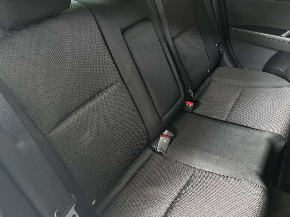 Mazda 3 с пробегом — 2012 год. Фото: #16