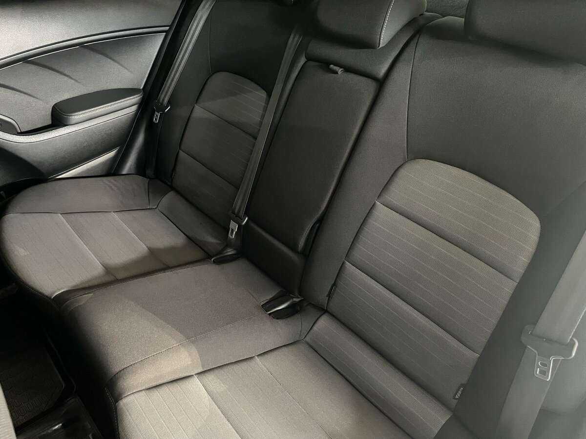 Kia Cerato с пробегом — 2014 год. Фото: #17