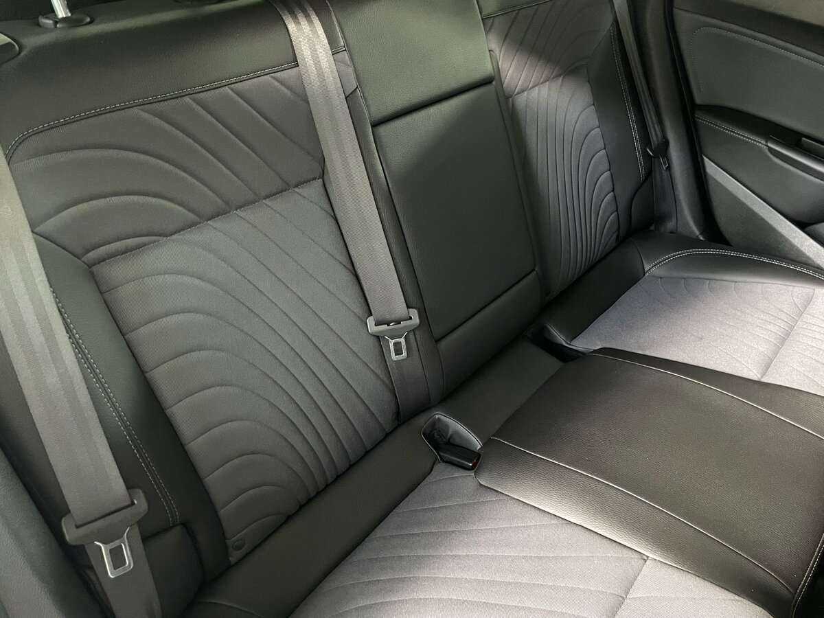 Opel Astra с пробегом — 2014 год. Фото: #18