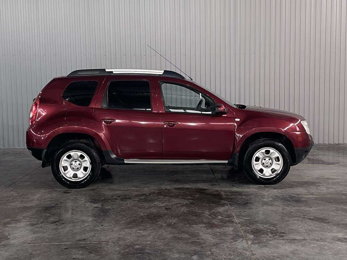 Renault Duster с пробегом — 2012 год. Фото: #3