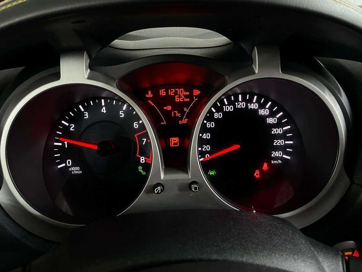 Nissan Juke с пробегом — 2014 год. Фото: #11