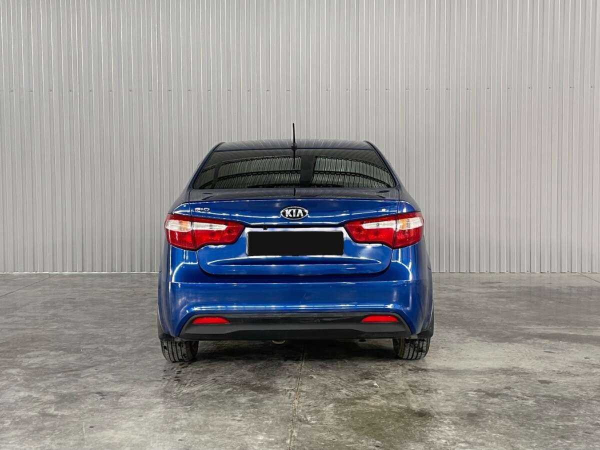 Kia Rio с пробегом — 2013 год. Фото: #5