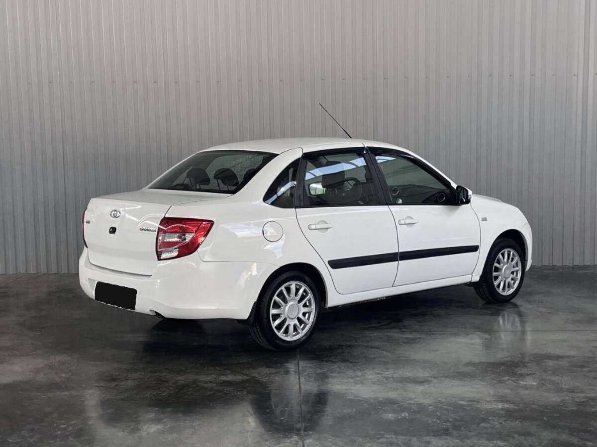 Lada (ВАЗ) Granta с пробегом — 2016 год. Фото: #4