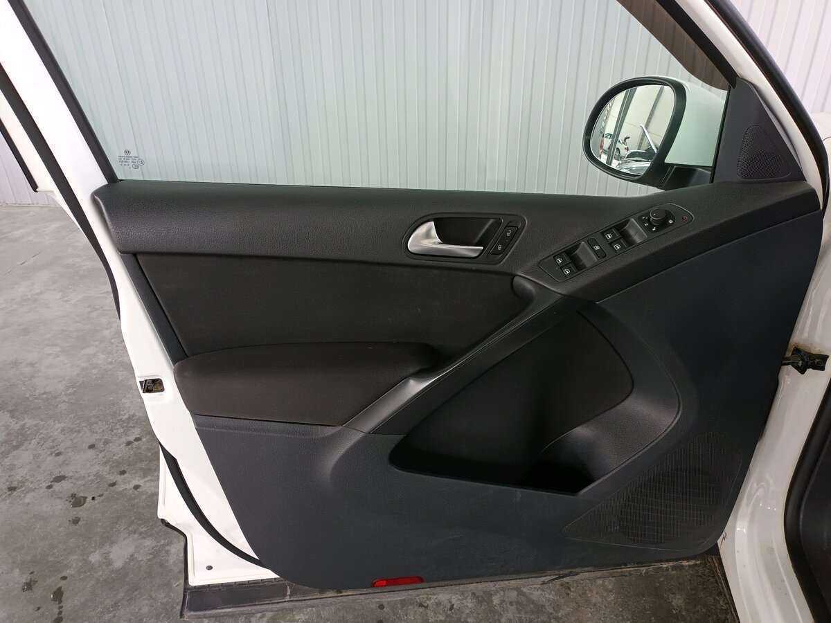 Volkswagen Tiguan с пробегом — 2013 год. Фото: #16