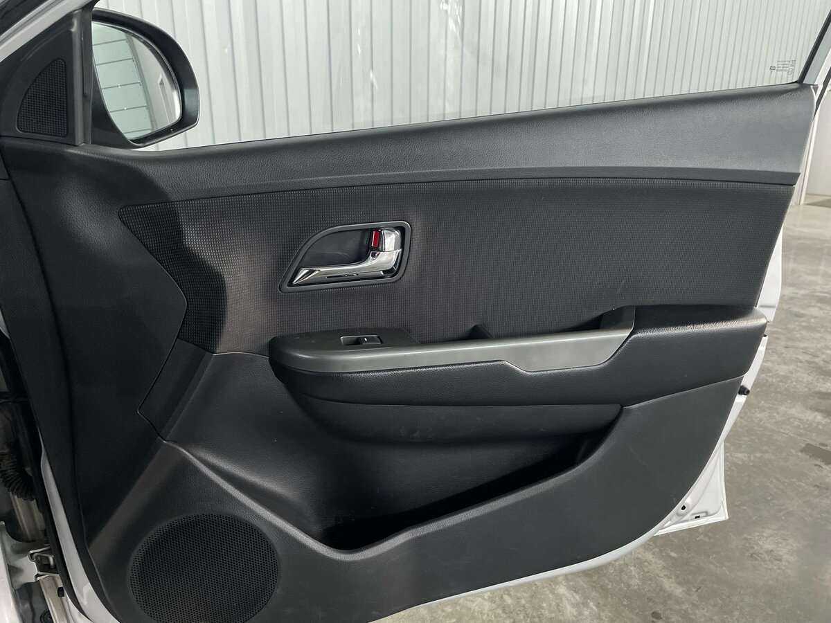 Kia Rio с пробегом — 2014 год. Фото: #19