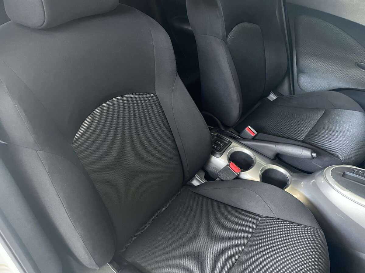 Nissan Juke с пробегом — 2012 год. Фото: #17