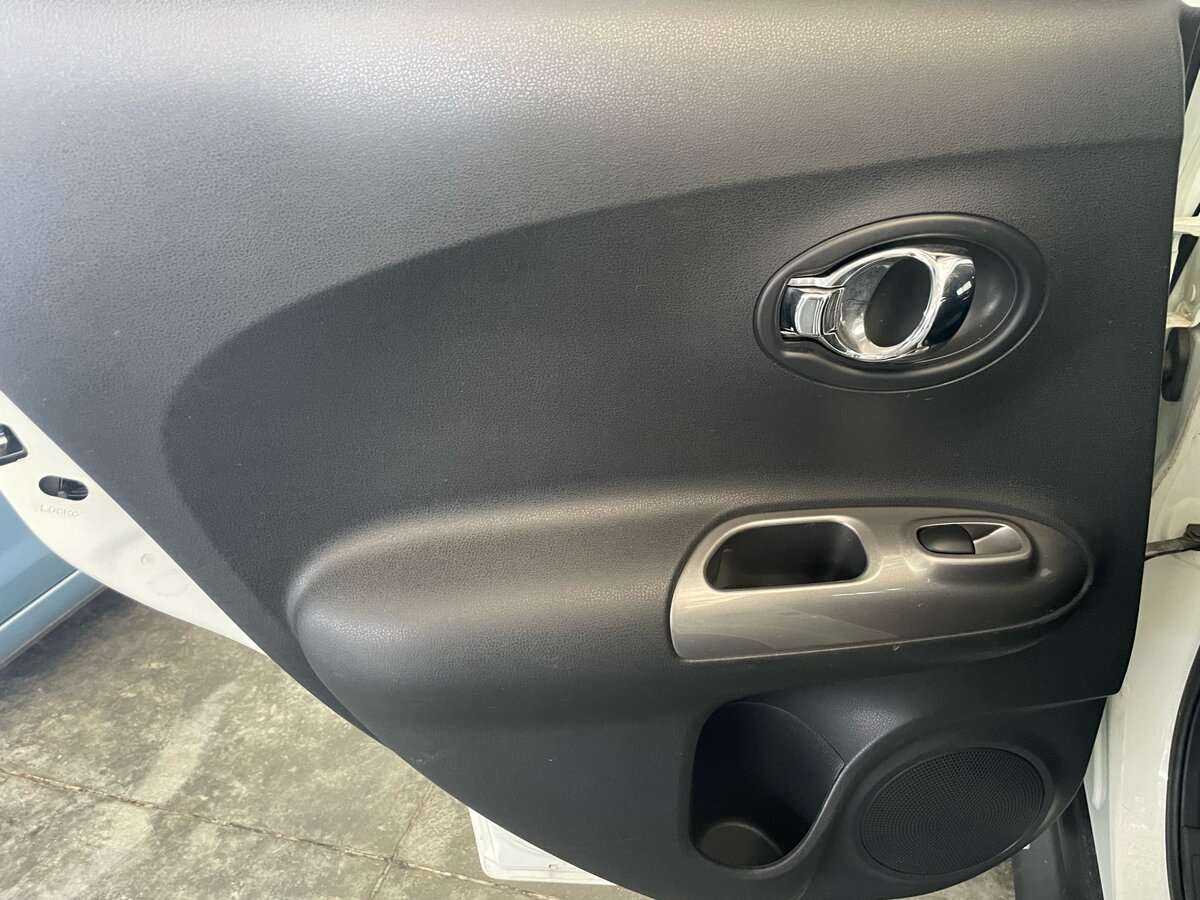 Nissan Juke с пробегом — 2012 год. Фото: #20