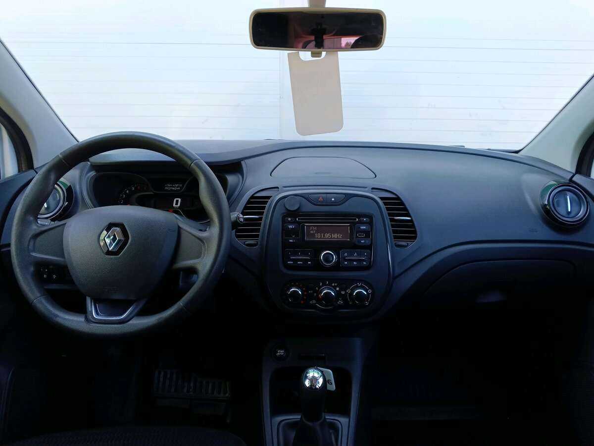 Renault Kaptur с пробегом — 2017 год. Фото: #8