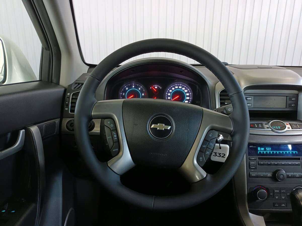 Chevrolet Captiva с пробегом — 2013 год. Фото: #9