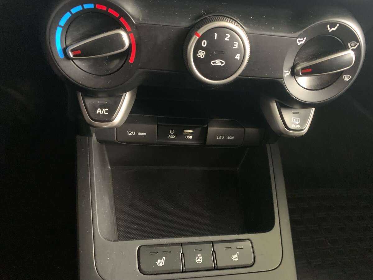 Kia Rio с пробегом — 2019 год. Фото: #16