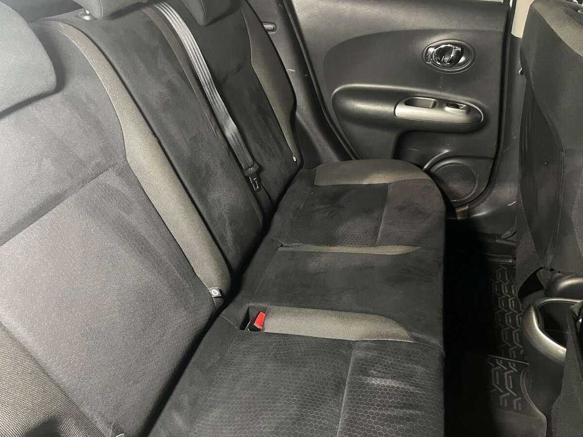 Nissan Juke с пробегом — 2012 год. Фото: #13