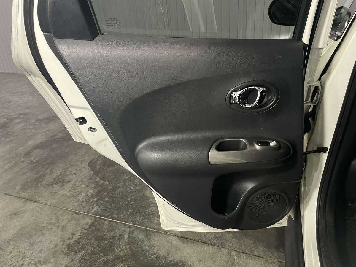 Nissan Juke с пробегом — 2012 год. Фото: #17