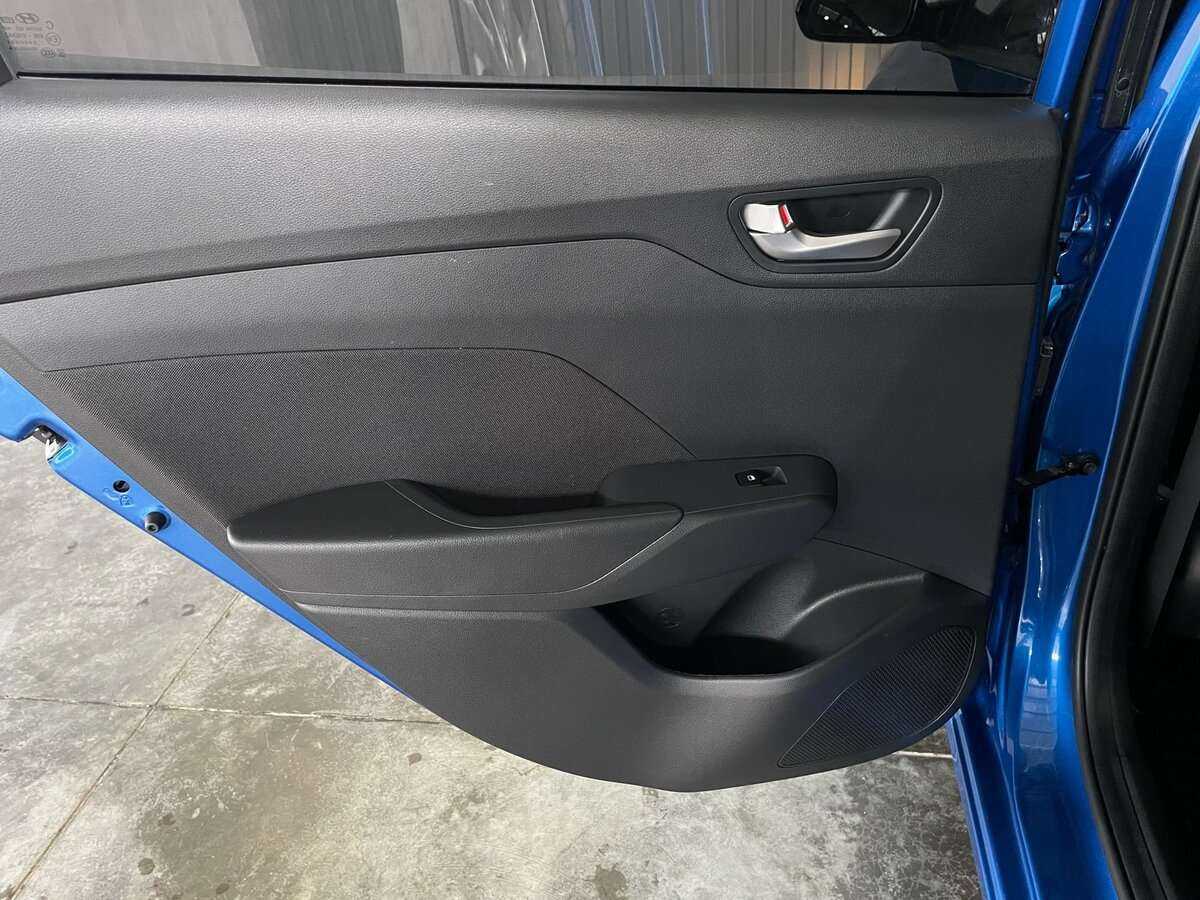 Hyundai Solaris с пробегом — 2020 год. Фото: #18