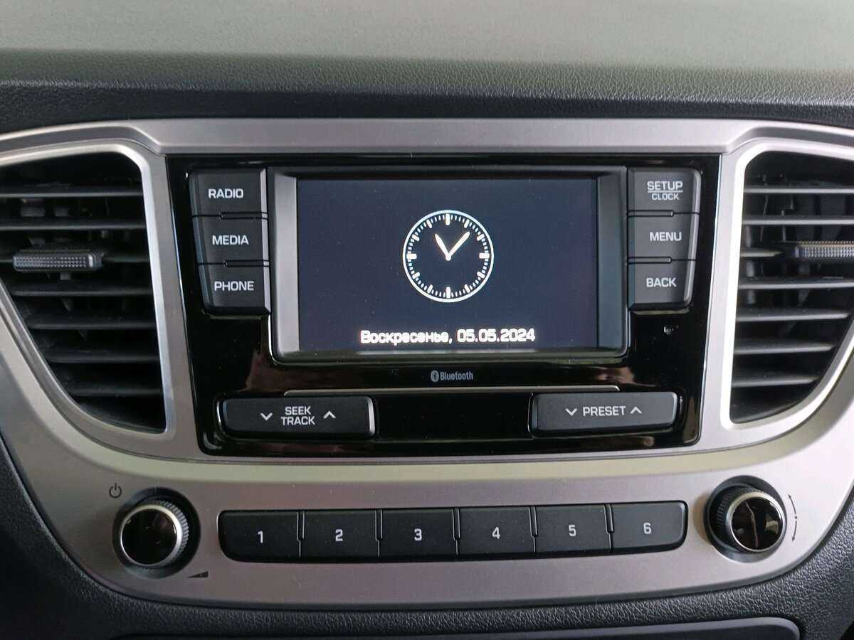 Hyundai Solaris с пробегом — 2022 год. Фото: #11