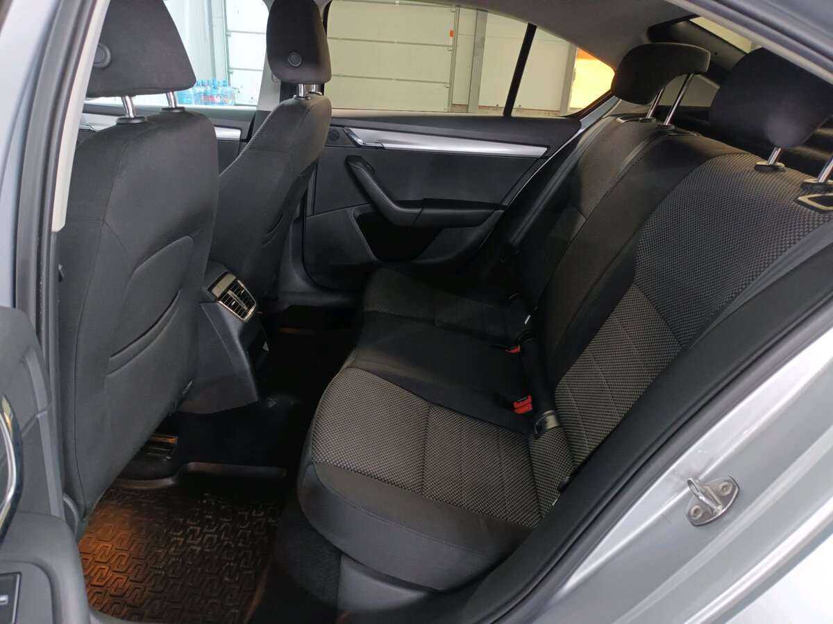 Skoda Octavia с пробегом — 2014 год. Фото: #12