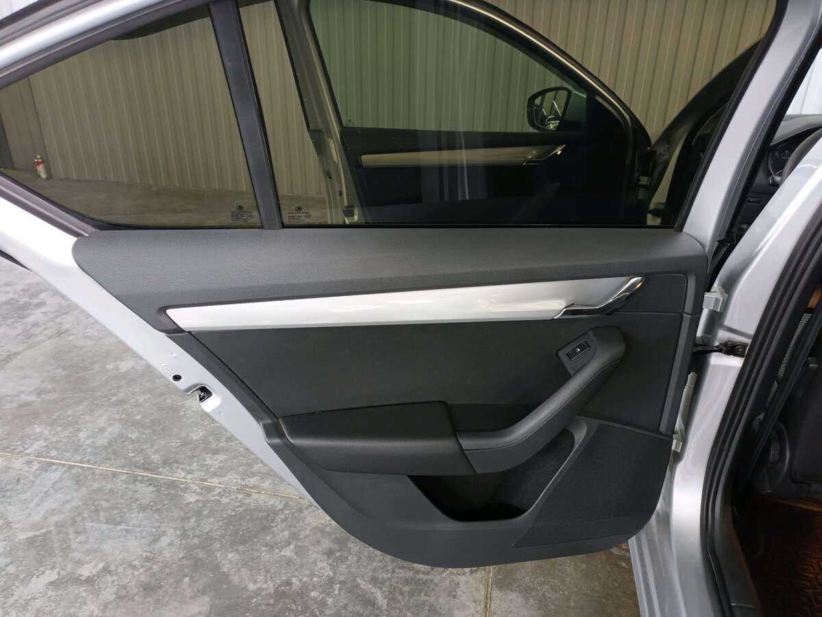 Skoda Octavia с пробегом — 2014 год. Фото: #16