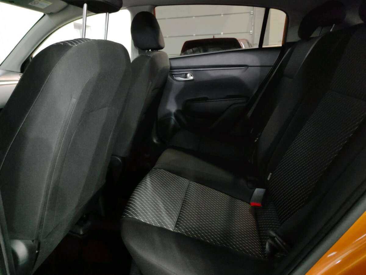 Kia Rio с пробегом — 2019 год. Фото: #11