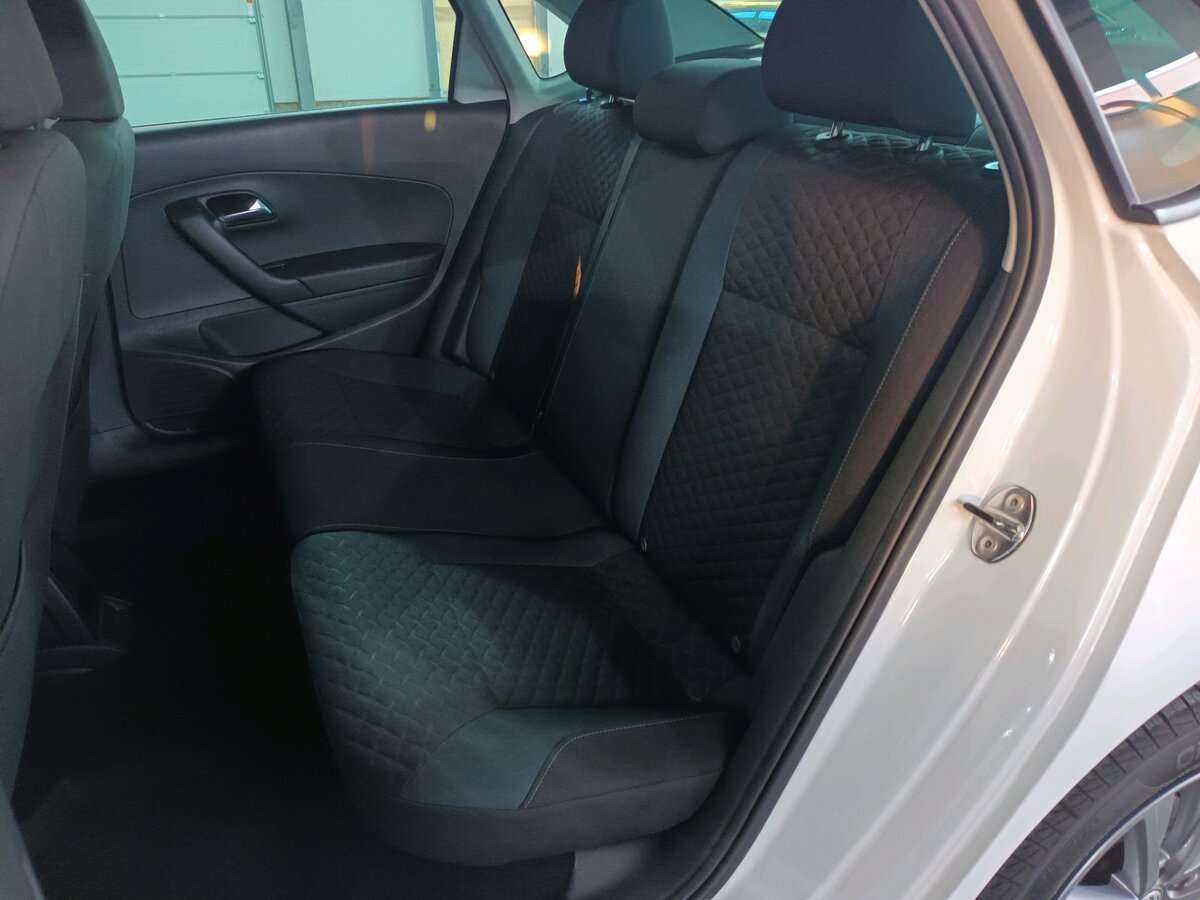 Volkswagen Polo с пробегом — 2019 год. Фото: #11