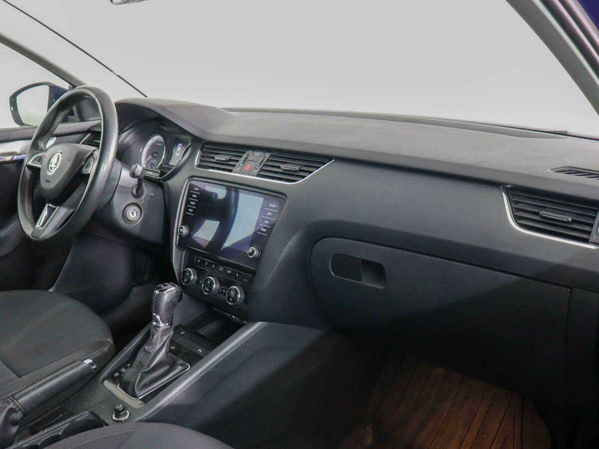 Skoda Octavia с пробегом — 2017 год. Фото: #8