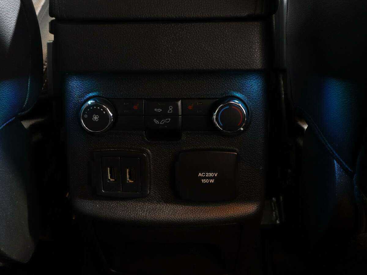 Ford Explorer с пробегом — 2016 год. Фото: #17