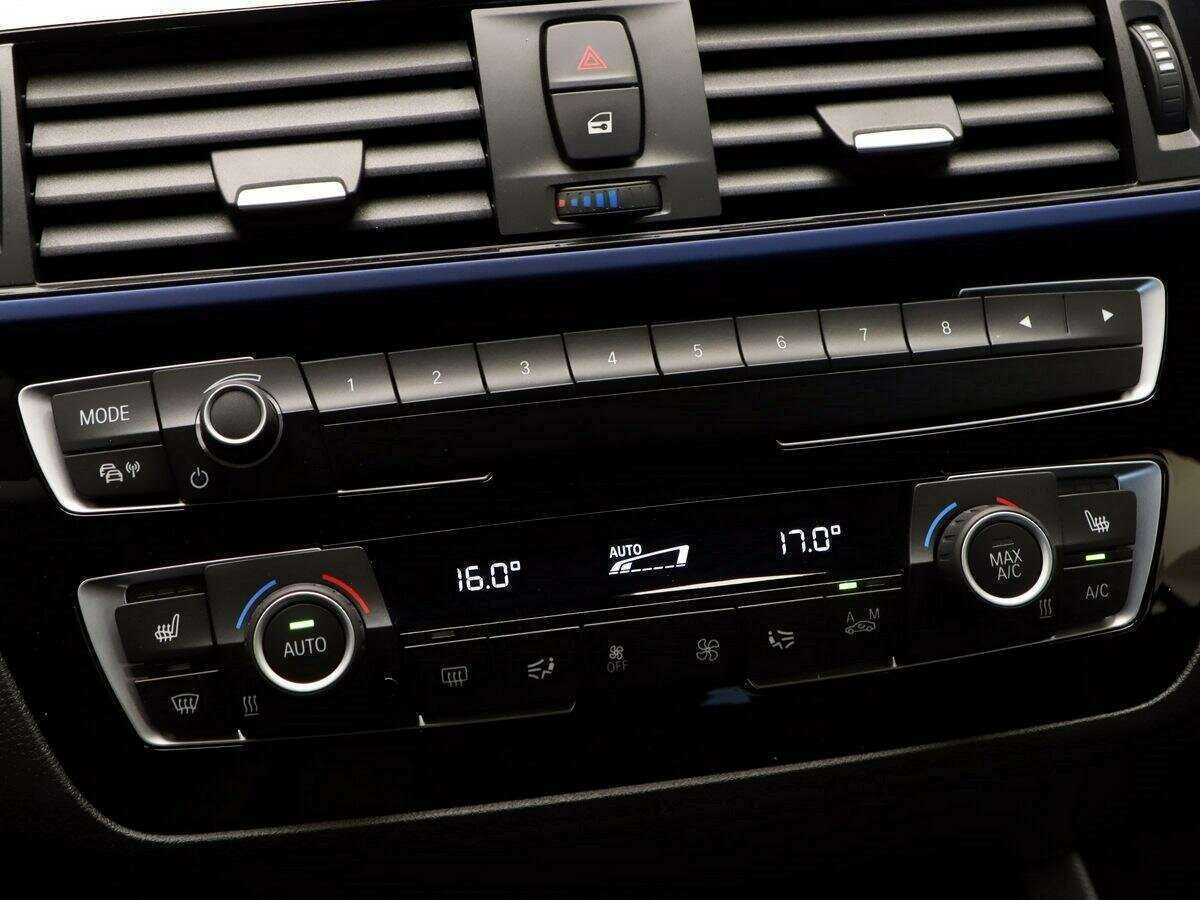 BMW 1 серии с пробегом — 2018 год. Фото: #17