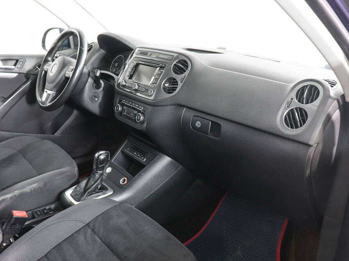 Volkswagen Tiguan с пробегом — 2012 год. Фото: #9