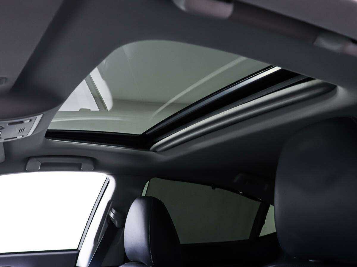 Lexus ES с пробегом — 2014 год. Фото: #15