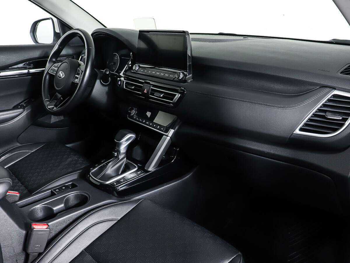 Kia Seltos с пробегом — 2020 год. Фото: #10