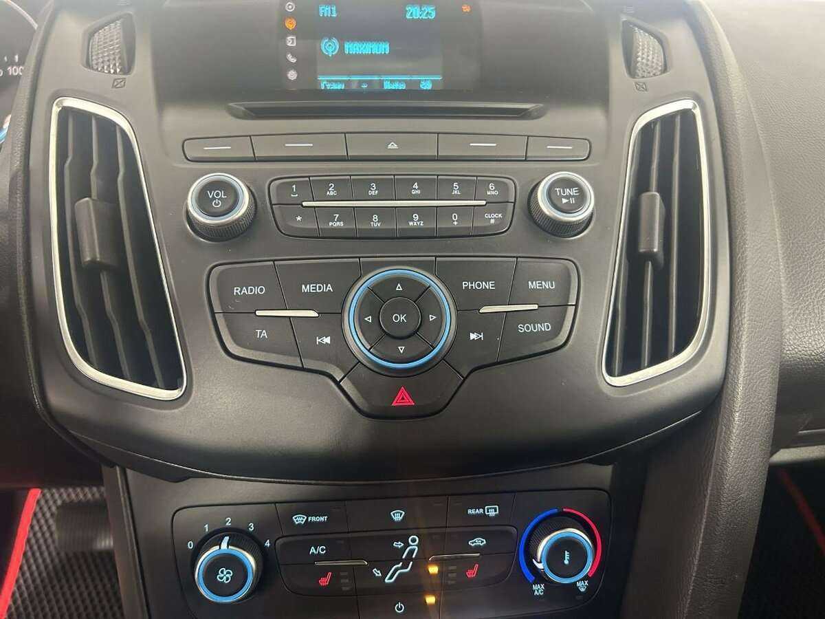Ford Focus с пробегом — 2016 год. Фото: #11
