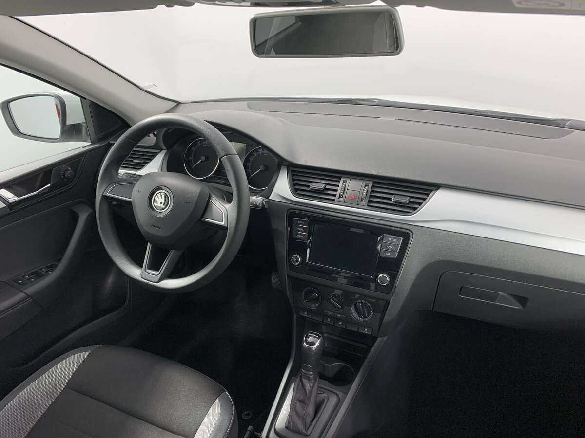 Skoda Rapid с пробегом — 2019 год. Фото: #8