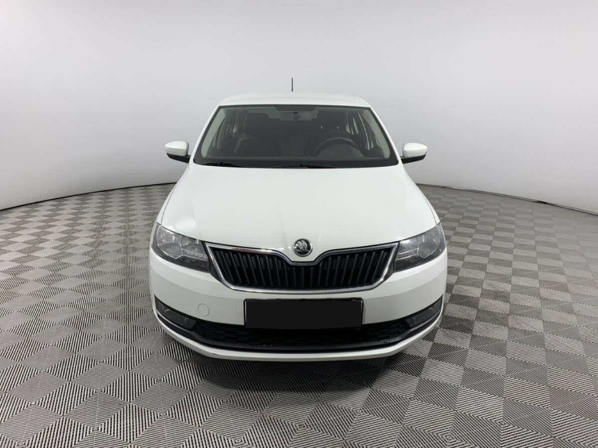 Skoda Rapid с пробегом — 2019 год. Фото: #1