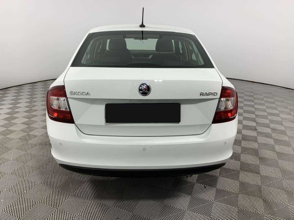 Skoda Rapid с пробегом — 2019 год. Фото: #5