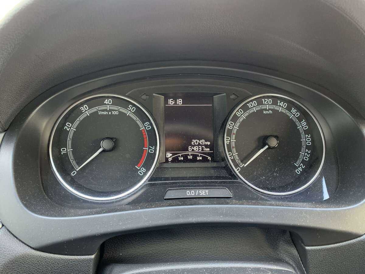 Skoda Rapid с пробегом — 2019 год. Фото: #8