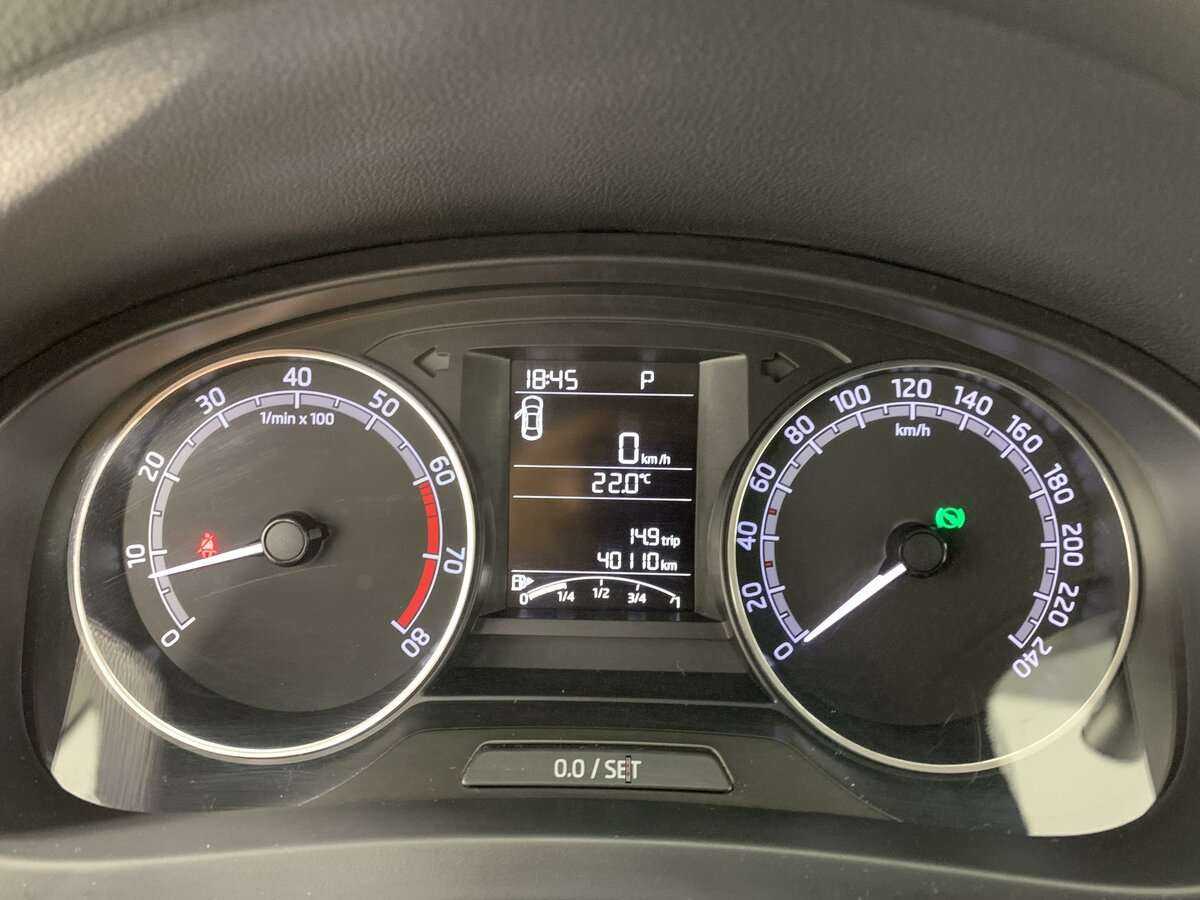 Skoda Rapid с пробегом — 2019 год. Фото: #8