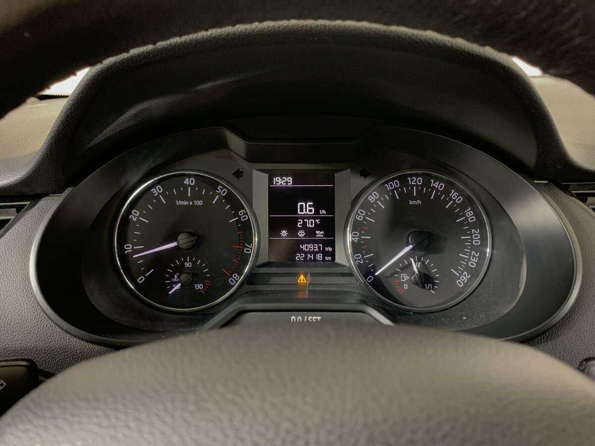 Skoda Octavia с пробегом — 2014 год. Фото: #11