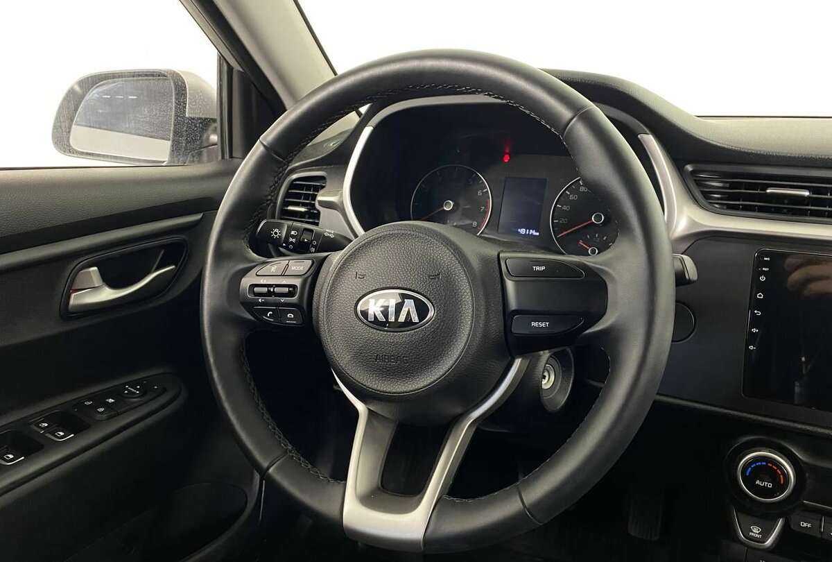 Kia Rio с пробегом — 2021 год. Фото: #8