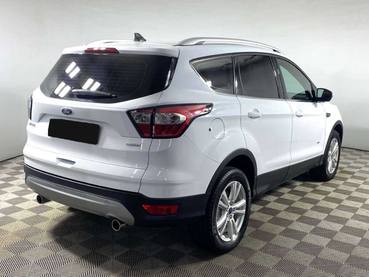 Ford Kuga с пробегом — 2017 год. Фото: #3