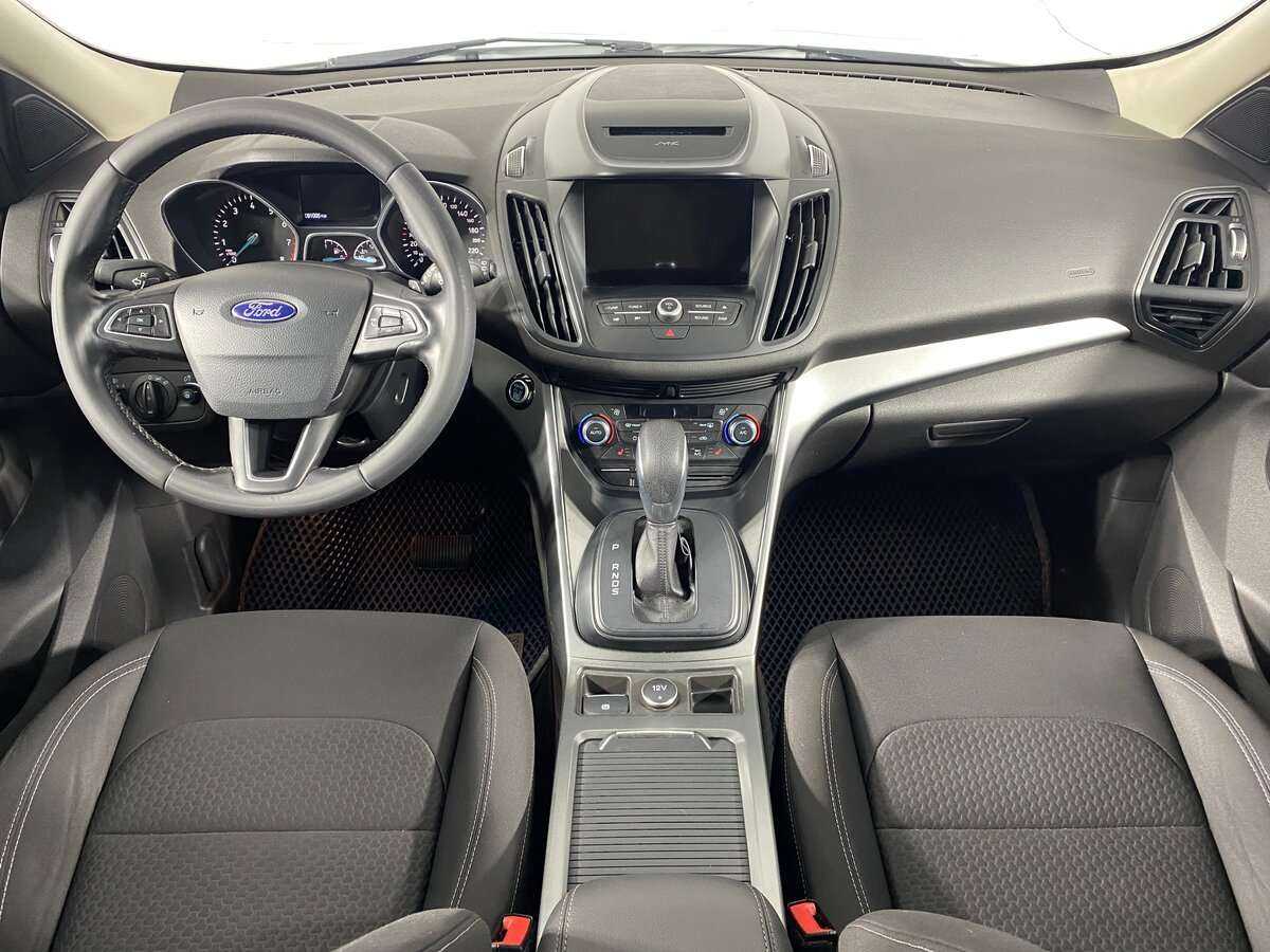 Ford Kuga с пробегом — 2017 год. Фото: #8