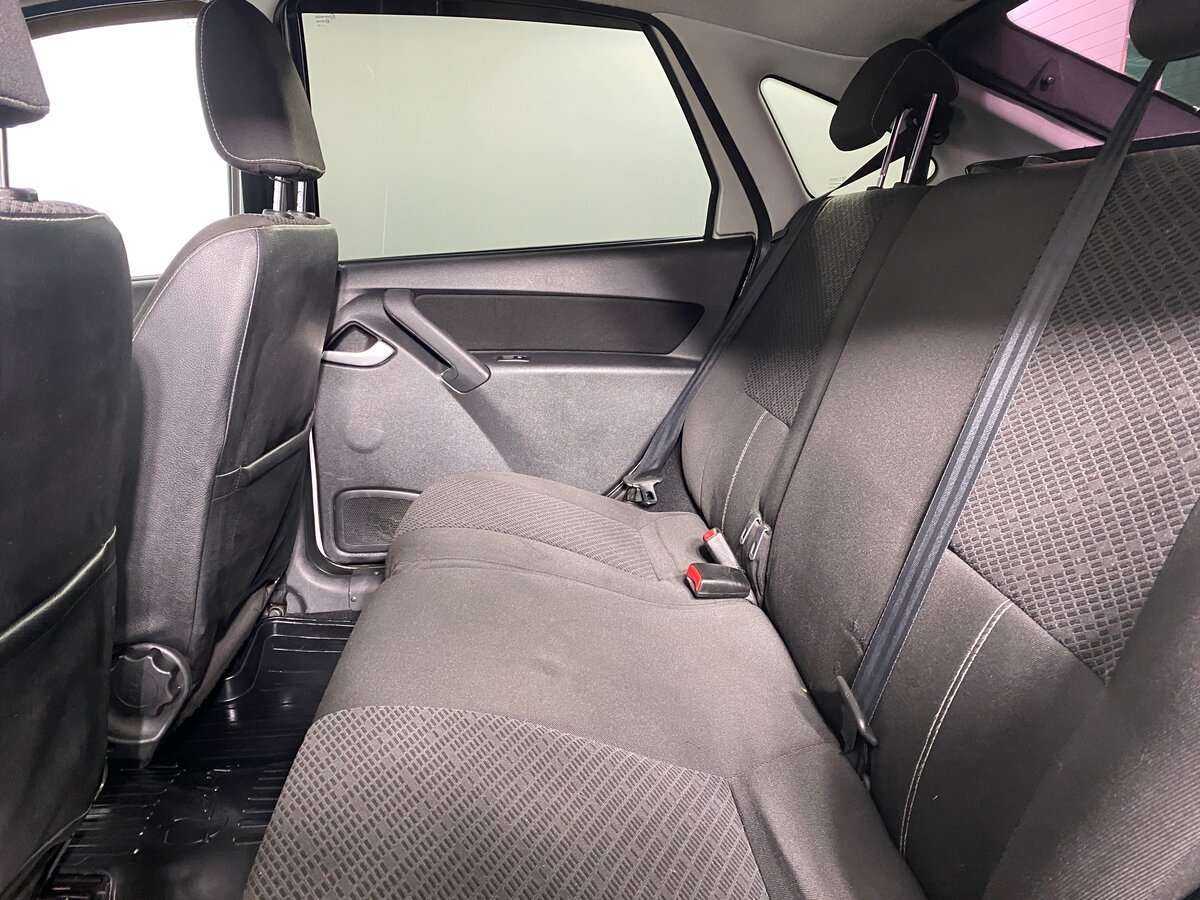 Lada (ВАЗ) Granta с пробегом — 2014 год. Фото: #8