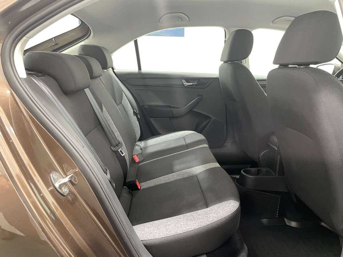 Skoda Rapid с пробегом — 2022 год. Фото: #10