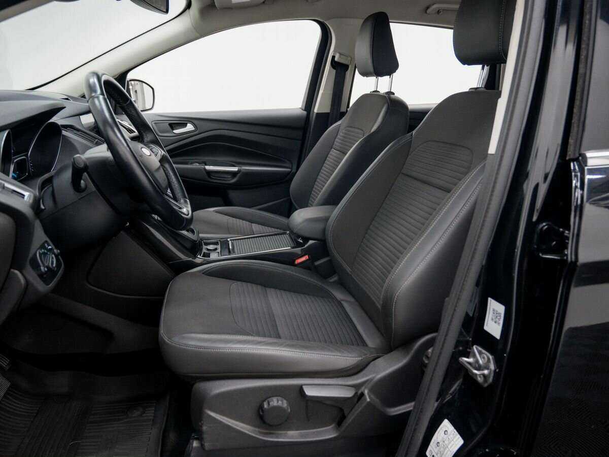 Ford Kuga с пробегом — 2019 год. Фото: #19