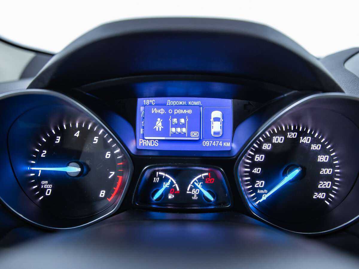 Ford Kuga с пробегом — 2013 год. Фото: #10