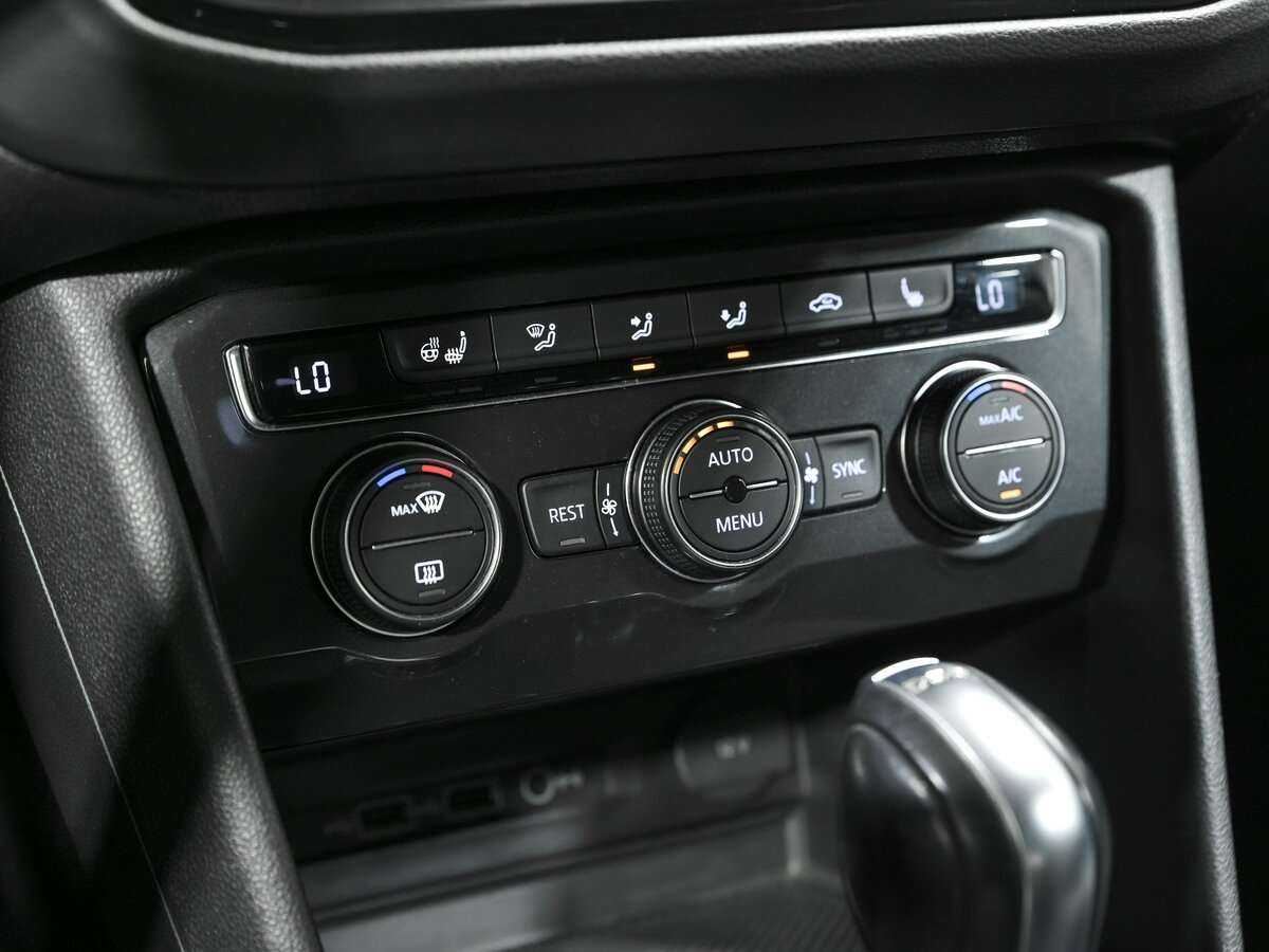 Volkswagen Tiguan с пробегом — 2018 год. Фото: #9