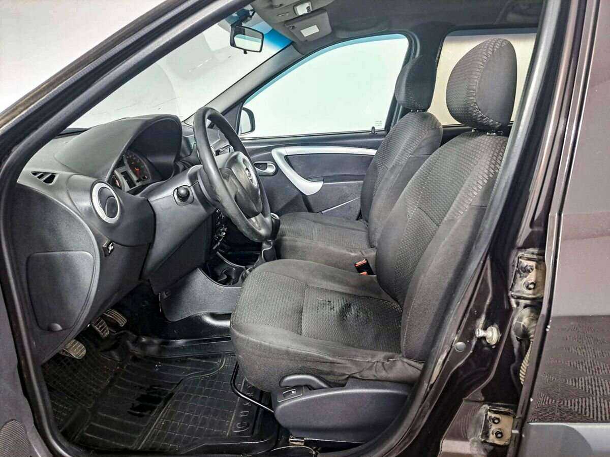 Lada (ВАЗ) Largus с пробегом — 2015 год. Фото: #15