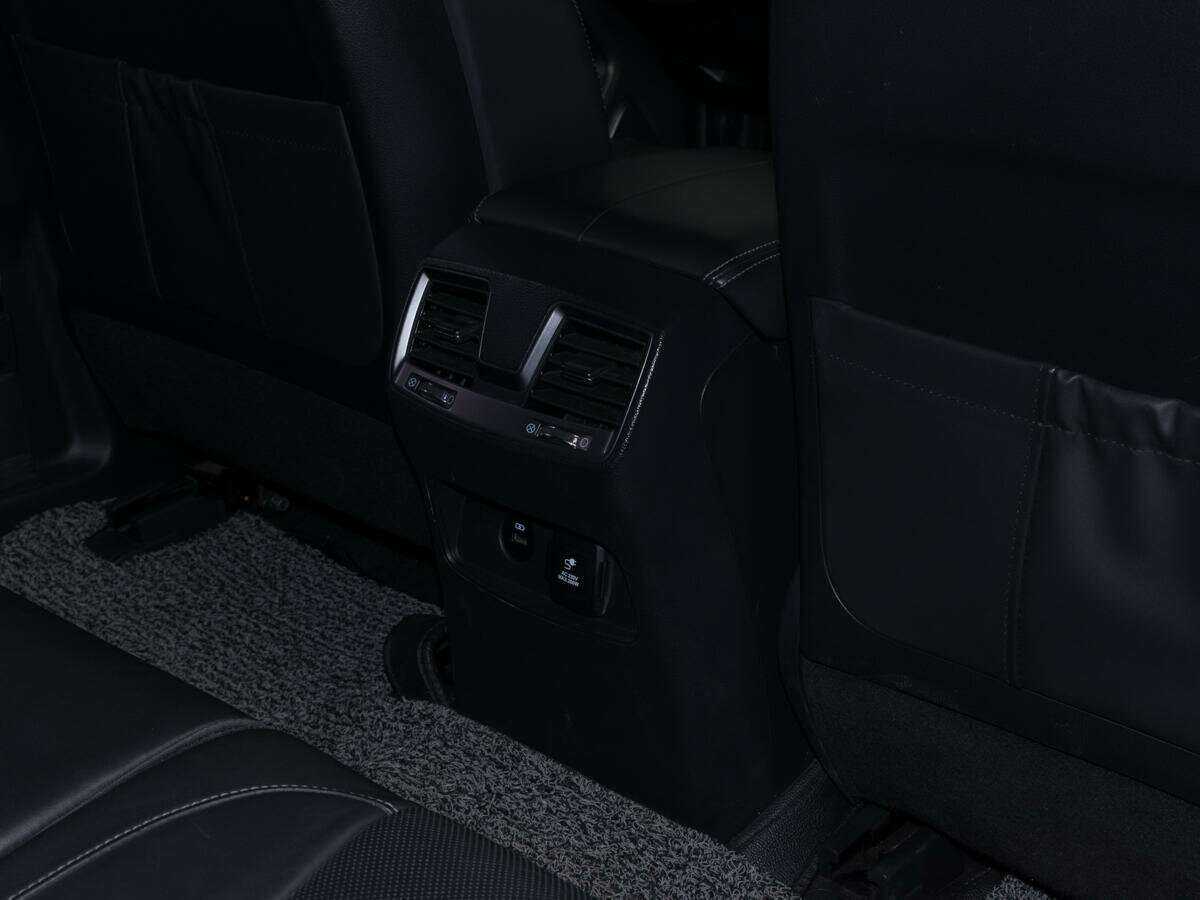 SsangYong Rexton с пробегом — 2019 год. Фото: #8