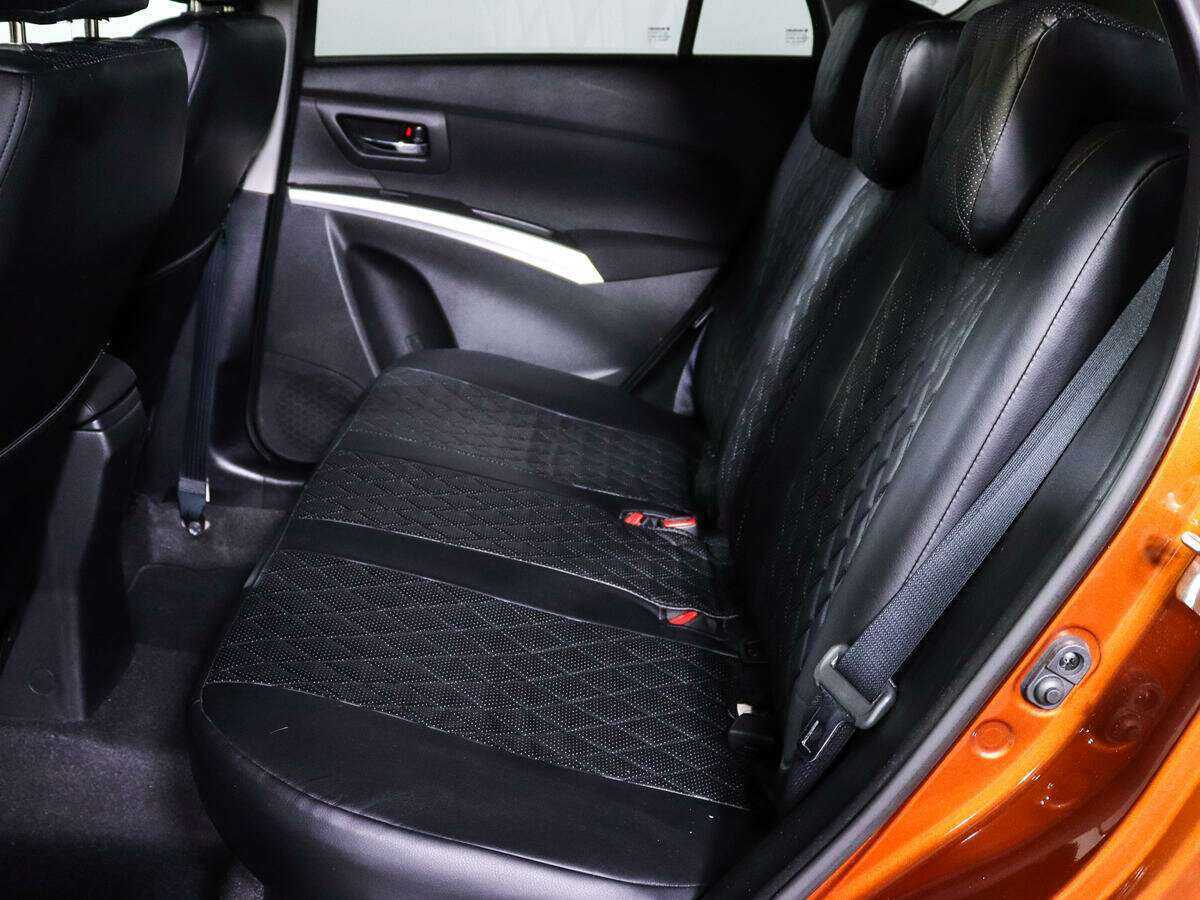 Suzuki SX4 с пробегом — 2016 год. Фото: #9