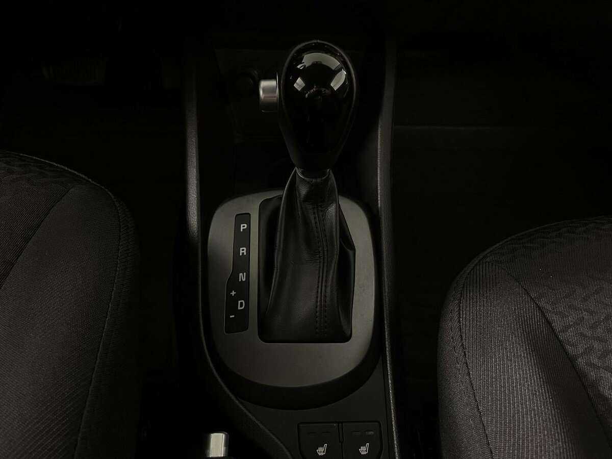 Kia Rio с пробегом — 2016 год. Фото: #12