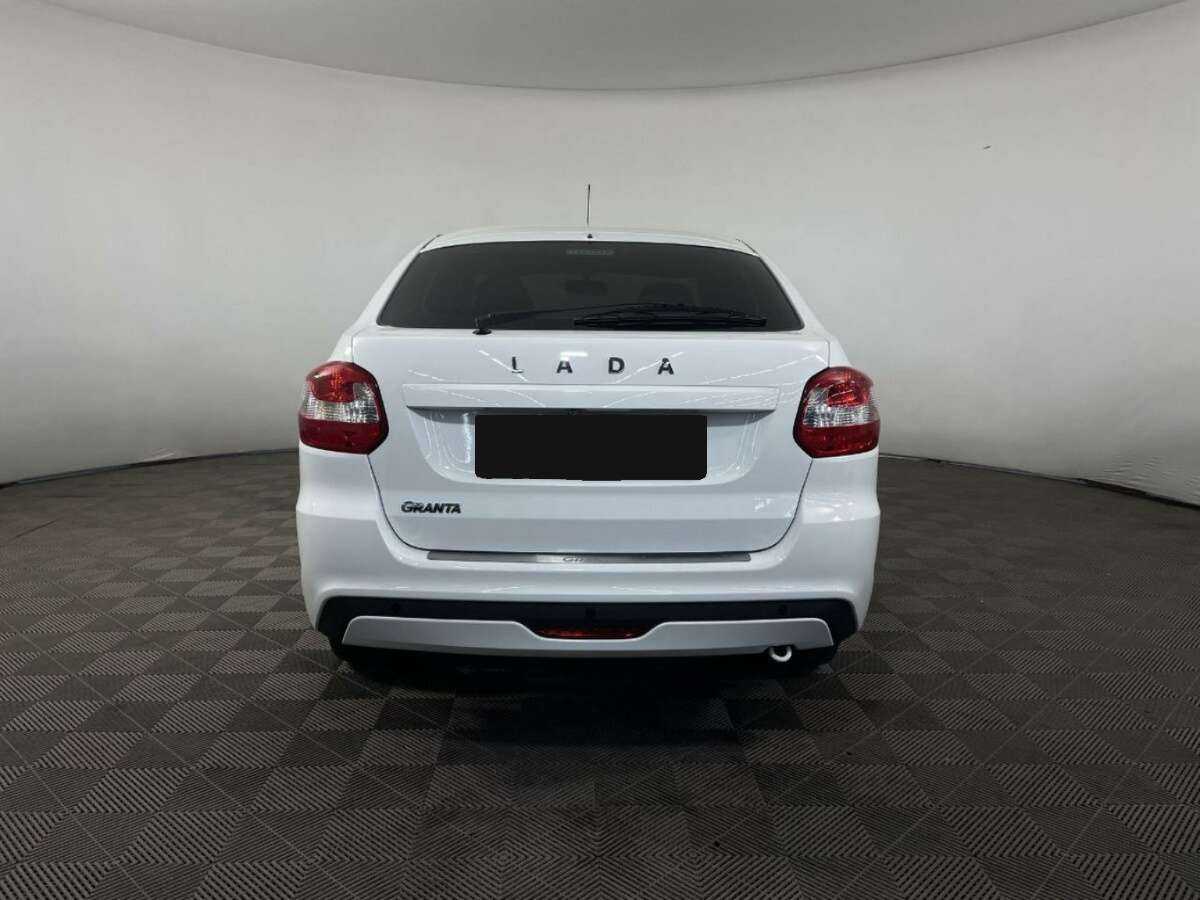 Lada (ВАЗ) Granta с пробегом — 2021 год. Фото: #2