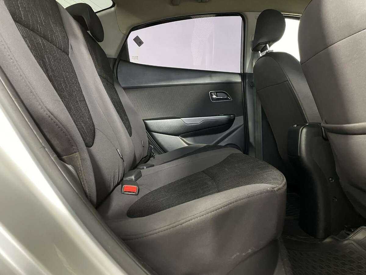 Kia Rio с пробегом — 2012 год. Фото: #15